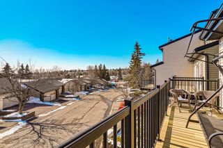 Photo 11: 12 448 Strathcona Drive SW in Calgary: Strathcona Park Row/Townhouse for sale : MLS®# A2034151
