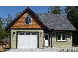 Photo 1: 4 7869 Chubb Rd in SOOKE: Sk Kemp Lake House for sale (Sooke)  : MLS®# 568790