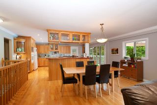 Photo 2: 4576 COVE CLIFF Road in North Vancouver: Deep Cove House for sale : MLS®# R2386100