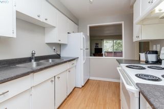 Photo 12: 10 954 Queens Ave in VICTORIA: Vi Central Park Row/Townhouse for sale (Victoria)  : MLS®# 766662