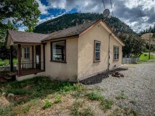 Photo 1: 1039 OKANAGAN Avenue: Chase House for sale (South East)  : MLS®# 169466