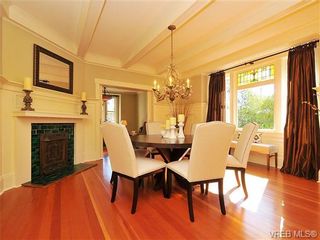 Photo 7: 2736 Fifth Street in VICTORIA: Vi Hillside Residential for sale (Victoria)  : MLS®# 328990