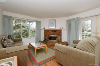 Photo 2: 3978 Hopkins Dr in VICTORIA: SE Maplewood House for sale (Saanich East)  : MLS®# 810909