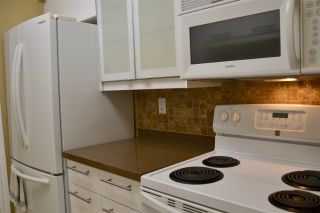 Photo 5: 301 2320 W 40TH Avenue in Vancouver: Kerrisdale Condo for sale in "MANOR GARDENS" (Vancouver West)  : MLS®# R2431486