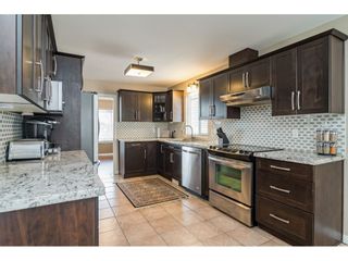 Photo 3: 12062 201B Street in Maple Ridge: Northwest Maple Ridge House for sale : MLS®# R2446230