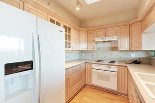 Photo 8: 702 2580 TOLMIE STREET in Vancouver: Point Grey Condo for sale (Vancouver West)  : MLS®# R2692988