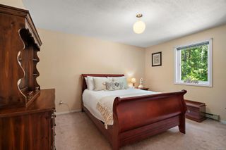 Photo 15: 2363 Ravenhill Rd in Shawnigan Lake: ML Shawnigan House for sale (Malahat & Area)  : MLS®# 960926