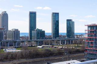 Photo 32: 409 60 Bathurst Street in Toronto: Waterfront Communities C1 Condo for sale (Toronto C01)  : MLS®# C6023209