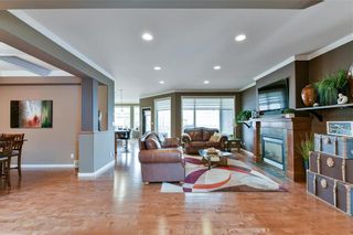 Photo 3: 48 Waterton Drive in Winnipeg: Royalwood Residential for sale (2J)  : MLS®# 202215366