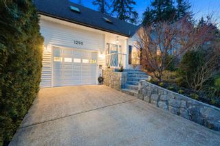 Photo 2: 1298 DURANT Drive in Coquitlam: Scott Creek House for sale : MLS®# R2858205
