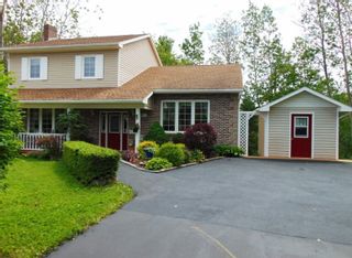 Photo 1: 35 Greg Avenue in New Minas: 404-Kings County Residential for sale (Annapolis Valley)  : MLS®# 202009857