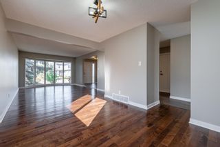 Photo 11: 2431 112 Street in Edmonton: Zone 16 House for sale : MLS®# E4341402