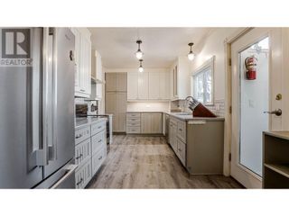 Photo 14: 4008 Pleasant Valley Road East Hill: Okanagan Shuswap Real Estate Listing: MLS®# 10305033