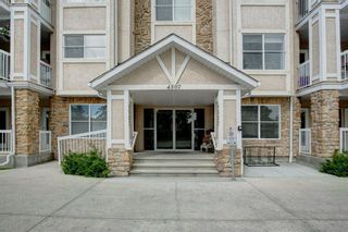 Photo 2: 306 4507 45 Street SW in Calgary: Glamorgan Apartment for sale : MLS®# A1117571