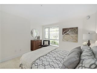 Photo 9: 101 789 W 16TH Avenue in Vancouver: Fairview VW Condo for sale in "Sixteen Willows" (Vancouver West)  : MLS®# V1087603