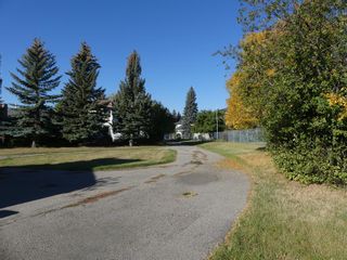 Photo 7: 1008 Shawnee Drive SW in Calgary: Shawnee Slopes Detached for sale : MLS®# A2054405