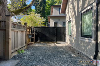 Photo 14: Lovely 1Br + Den Laneway House with A/C in Dunbar Vancouver (AR124)