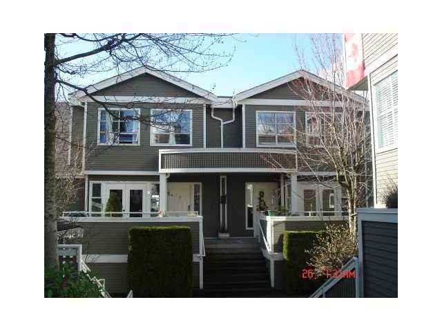 Main Photo: # B1 240 W 16TH ST in North Vancouver: Central Lonsdale Condo for sale in "PARKVIEW PLACE" : MLS®# V866229