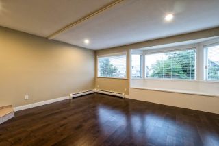 Photo 3: 312 E 11TH Street in North Vancouver: Central Lonsdale 1/2 Duplex for sale : MLS®# R2029471
