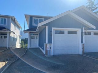 Photo 1: 4477 Wellington Rd in Nanaimo: Na Diver Lake Half Duplex for sale : MLS®# 884433