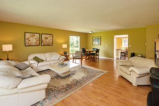 Photo 6: 19658 RICHARDSON Road in Pitt Meadows: North Meadows PI House for sale : MLS®# R2640756