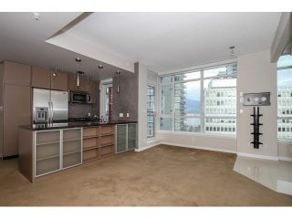 Photo 9: 606 1211 MELVILLE Street in Vancouver: Coal Harbour Condo for sale in "the RITZ" (Vancouver West)  : MLS®# V1110257