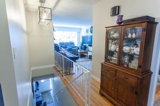 Photo 9: 15873 RUSSELL Avenue: White Rock 1/2 Duplex for sale in "White Rock" (South Surrey White Rock)  : MLS®# R2766015