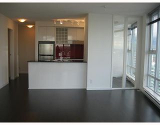 Photo 5: 3008 668 CITADEL PARADE BB in Vancouver: Downtown VW Condo for sale in "SPECTRUM 2" (Vancouver West)  : MLS®# V674608