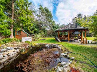 Photo 4: 7975 COOPER Road in Halfmoon Bay: Halfmn Bay Secret Cv Redroofs House for sale in "Welcome Woods" (Sunshine Coast)  : MLS®# R2435508
