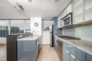 Photo 10: 3006 33 SMITHE Street in Vancouver: Yaletown Condo for sale in "COOPERS LOOKOUT" (Vancouver West)  : MLS®# R2634536