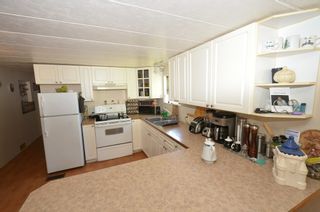 Photo 16: 37 201 CAYER Street in Coquitlam: Maillardville Manufactured Home for sale in "WILDWOOD PARK" : MLS®# V972709
