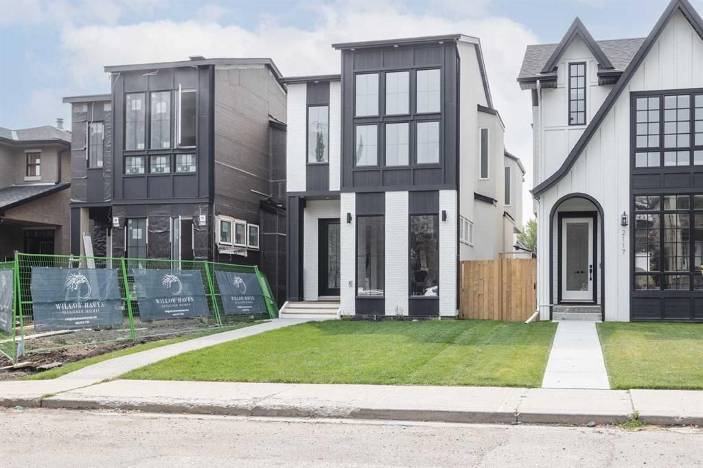 Main Photo: 2113 31 Avenue SW in Calgary: Richmond Detached for sale : MLS®# A2072161