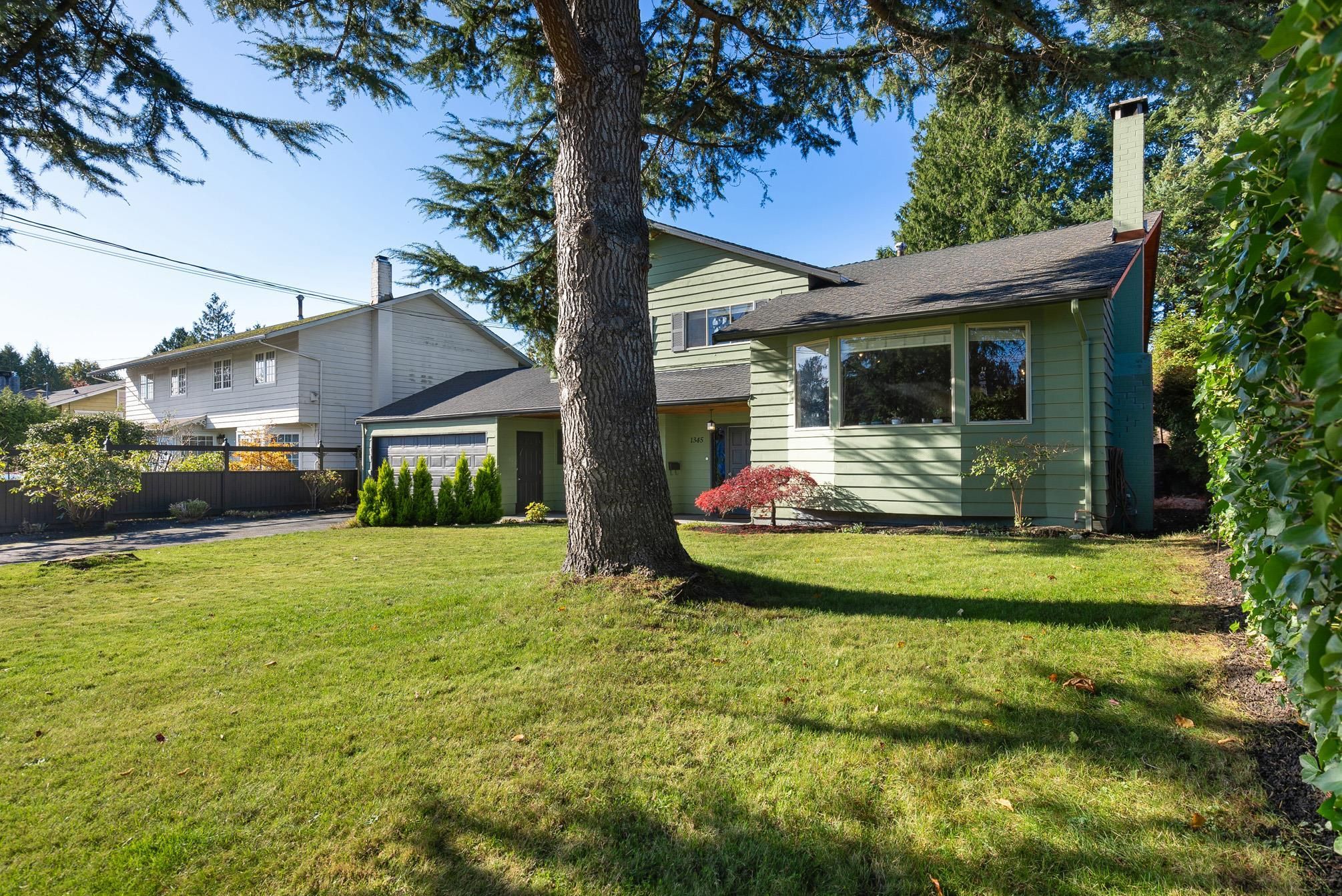 Photo 3: Photos: 1345 53A Street in Delta: Cliff Drive House for sale in "CLIFF DRIVE" (Tsawwassen)  : MLS®# R2629813