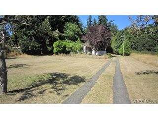 Photo 3: 474 Goldstream Ave in VICTORIA: Co Colwood Corners House for sale (Colwood)  : MLS®# 740853