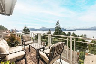 Photo 3: 8613 SEASCAPE Drive in West Vancouver: Howe Sound Townhouse for sale in "Seascapes" : MLS®# R2815742