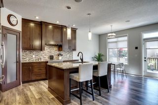 Photo 3: 83 ASPEN STONE Manor SW in Calgary: Aspen Woods Detached for sale : MLS®# C4259522