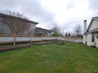 Photo 19: 1190 Maplegrove Pl in VICTORIA: SE Sunnymead House for sale (Saanich East)  : MLS®# 602312