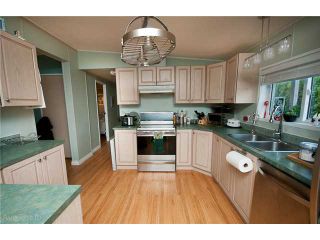 Photo 3: # 98 201 E CAYER ST in Coquitlam: Maillardville House for sale : MLS®# V1037915