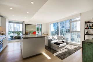 Main Photo: 1802 889 PACIFIC Street in Vancouver: Downtown VW Condo for sale (Vancouver West)  : MLS®# R2885910