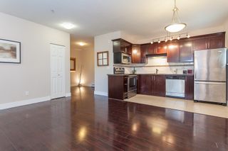 Photo 3: 2 8400 COOK Road in Richmond: Brighouse Condo for sale : MLS®# R2050554