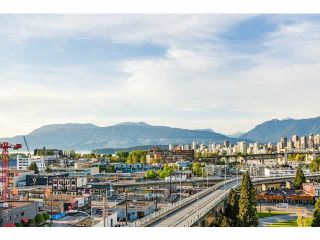 Photo 6: 1002 1565 W 6TH Avenue in Vancouver: False Creek Condo for sale in "6TH & FIR" (Vancouver West)  : MLS®# R2828352