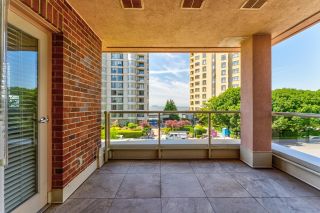 Photo 17: 307 2271 BELLEVUE Avenue in West Vancouver: Dundarave Condo for sale in "THE ROSEMONT ON BELLEVUE" : MLS®# R2711891