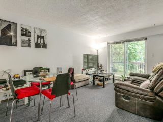 Photo 10: 1541 E 10TH Avenue in Vancouver: Grandview Woodland Fourplex for sale (Vancouver East)  : MLS®# R2700100