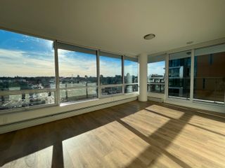 Photo 3: 1508 1788 COLUMBIA Street in Vancouver: False Creek Condo for sale in "EPIC at West" (Vancouver West)  : MLS®# R2747914