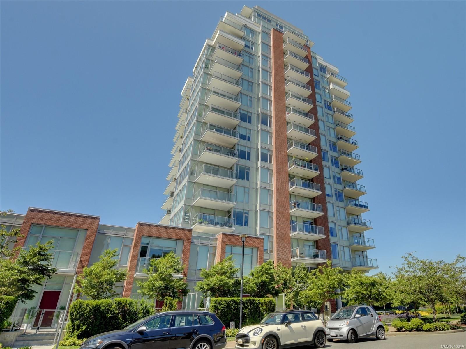 Main Photo: 401 60 Saghalie Rd in Victoria: VW Songhees Condo for sale (Victoria West)  : MLS®# 910040