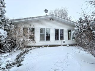 Photo 41: 122 3rd Avenue Northeast in Altona: R35 Residential for sale (R35 - South Central Plains)  : MLS®# 202401110