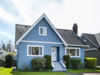 Photo 2: 1626 W 59TH AVENUE in Vancouver: South Granville House for sale (Vancouver West)  : MLS®# R2056380