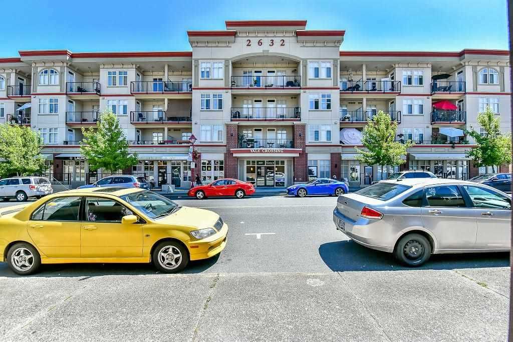 Main Photo: 414 2632 PAULINE Street in Abbotsford: Central Abbotsford Condo for sale in "YALE CROSSING" : MLS®# R2190393