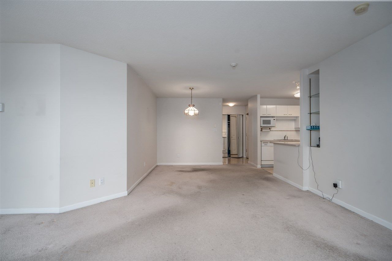 Photo 5: Photos: 1903 4425 HALIFAX Street in Burnaby: Brentwood Park Condo for sale in "Polaris" (Burnaby North)  : MLS®# R2533895