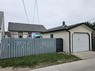 Photo 16: 856 Garfield Street N in Winnipeg: House for sale : MLS®# 202323947
